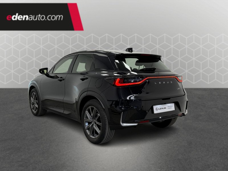 Lexus LBX - Photo 3
