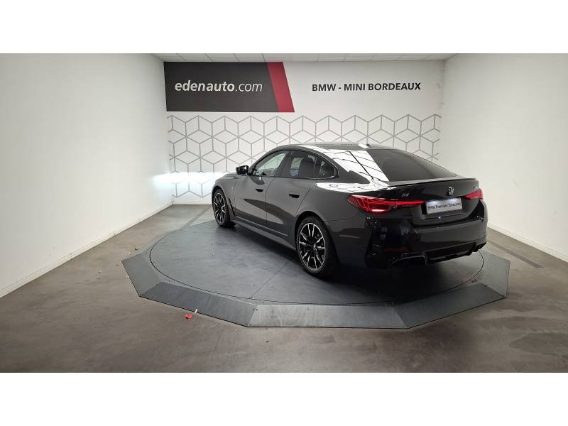 BMW i4 - Photo 30