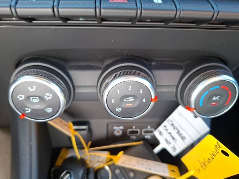 Renault Captur - Photo 35