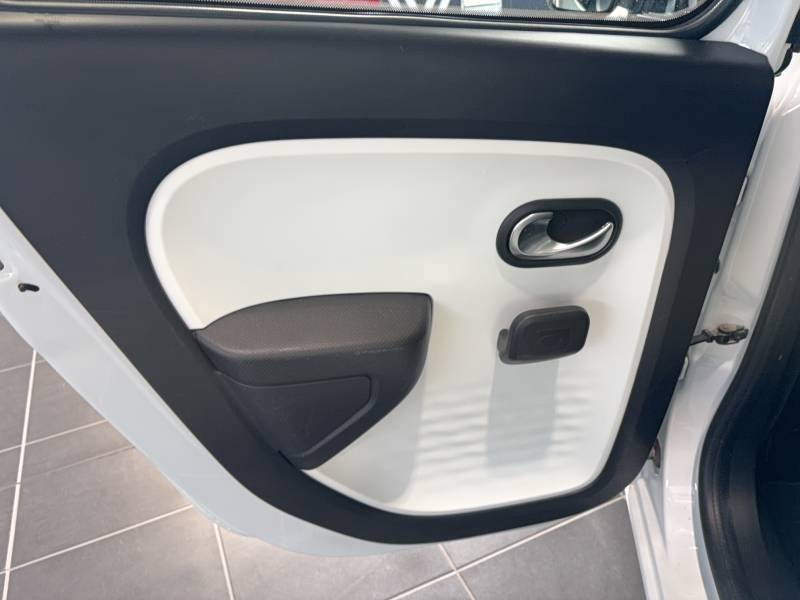 Renault Twingo - Photo 17