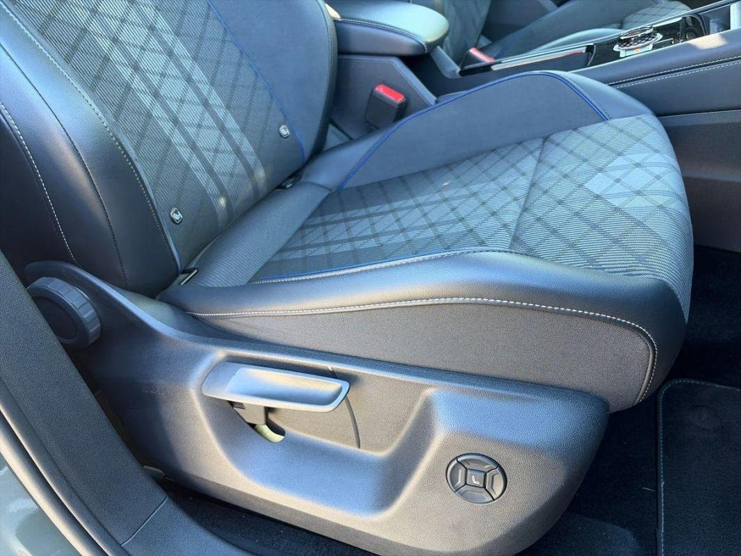Volkswagen Tiguan - Photo 14