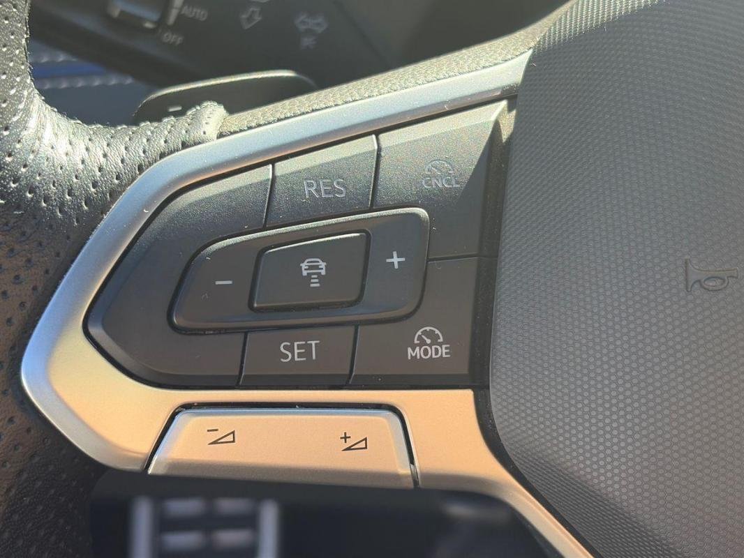 Volkswagen Tiguan - Photo 21