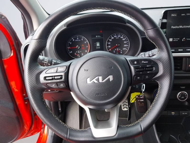 Kia Picanto - Photo 12