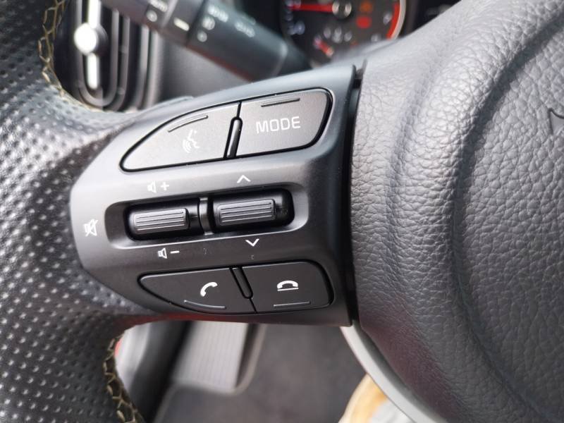 Kia Picanto - Photo 22