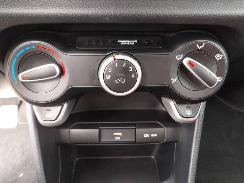 Kia Picanto - Photo 25