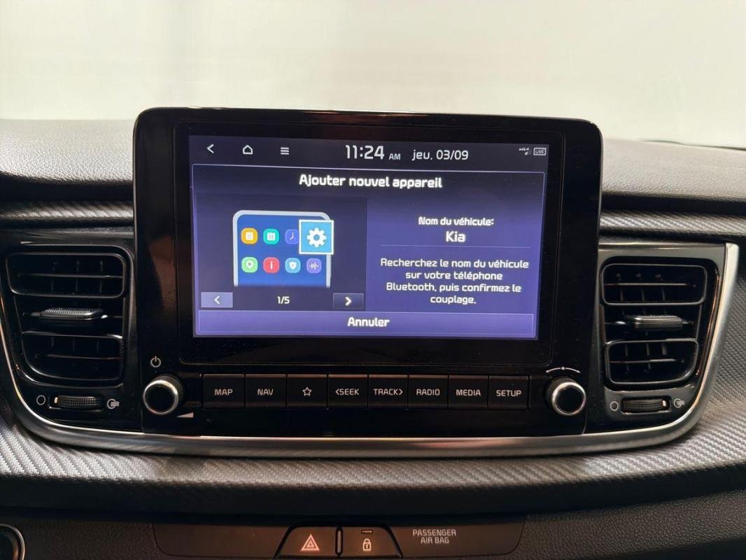 Kia Rio - Photo 17