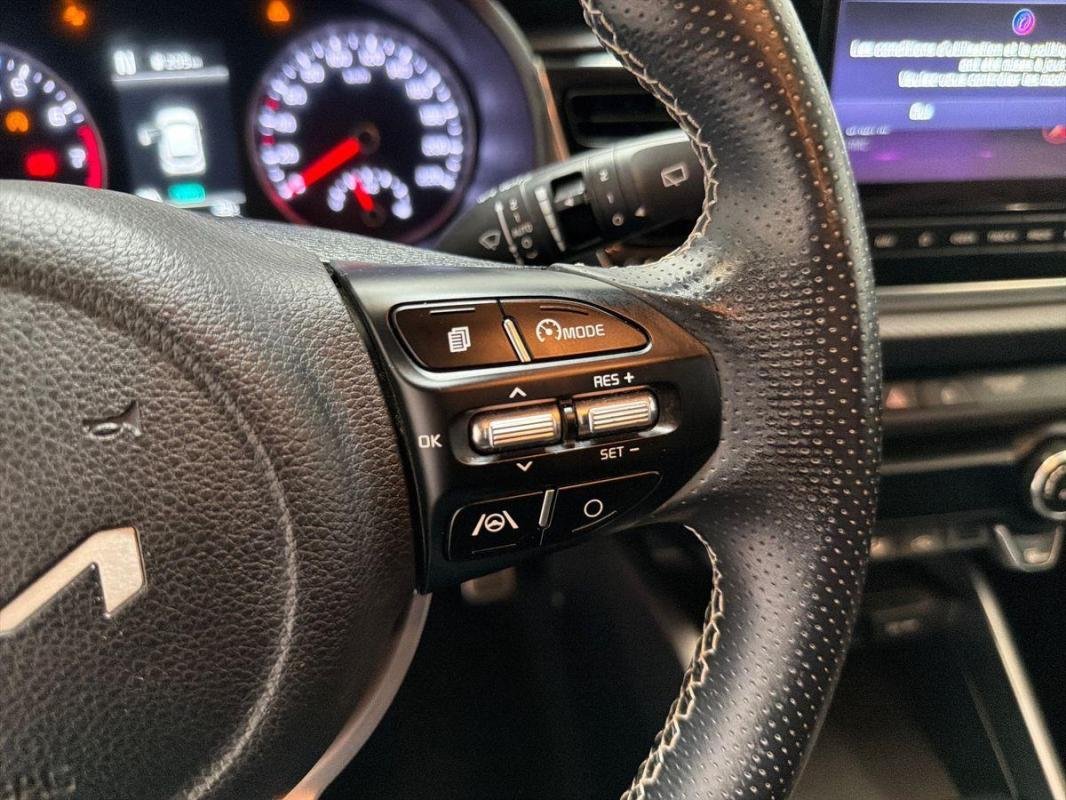 Kia Rio - Photo 21