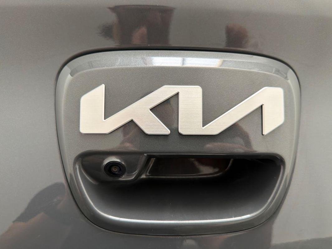 Kia Rio - Photo 27
