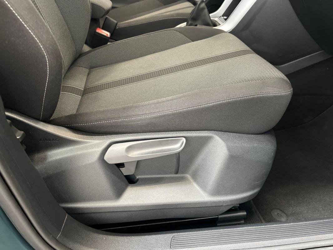 Volkswagen T-Roc - Photo 14