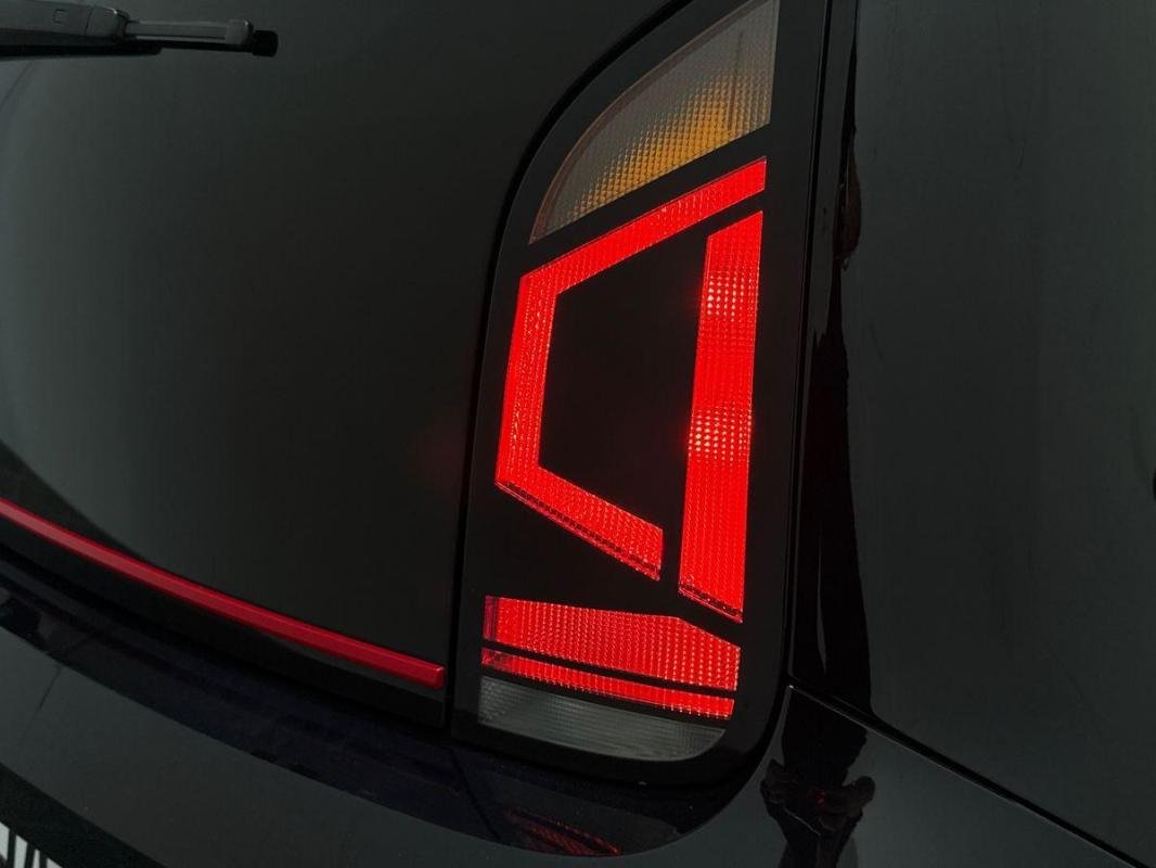 Volkswagen Up! - Photo 30