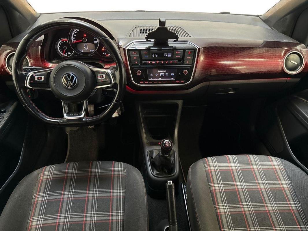 Volkswagen Up! - Photo 8