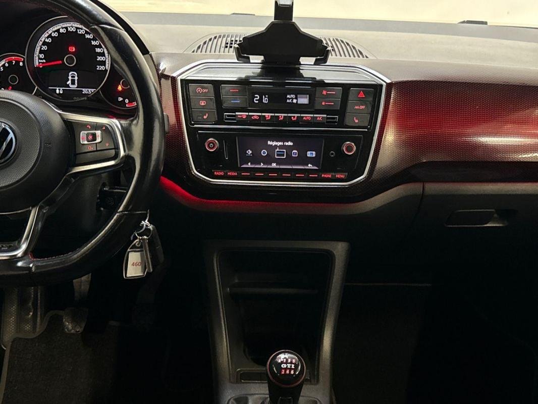 Volkswagen Up! - Photo 10