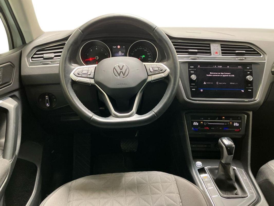 Volkswagen Tiguan - Photo 24