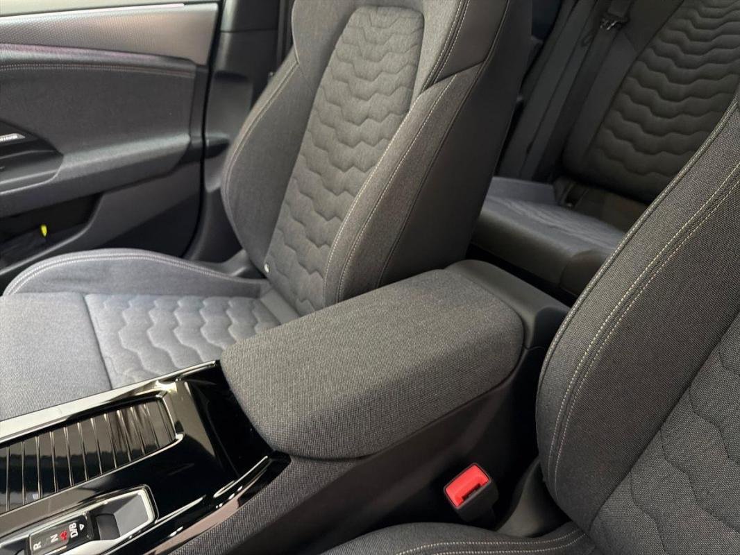 Audi A6 E-tron - Photo 12
