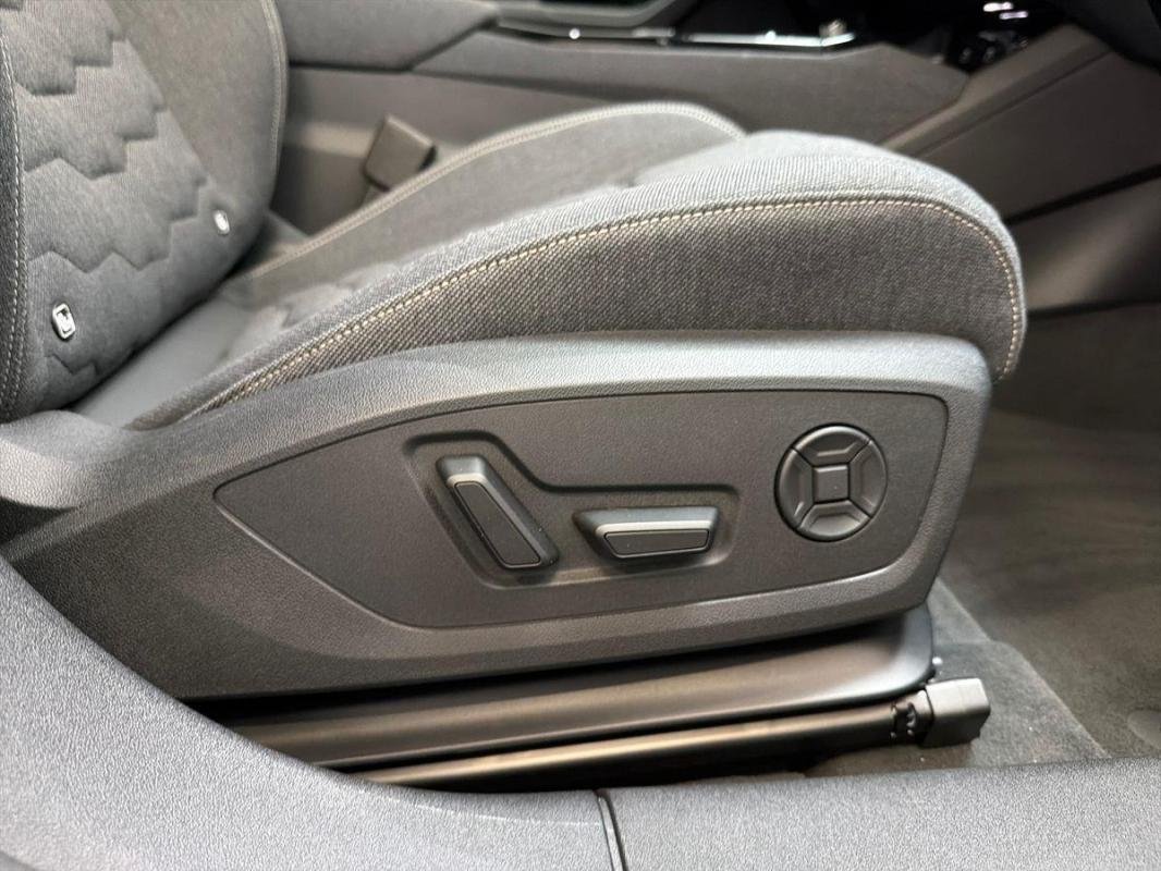 Audi A6 E-tron - Photo 14