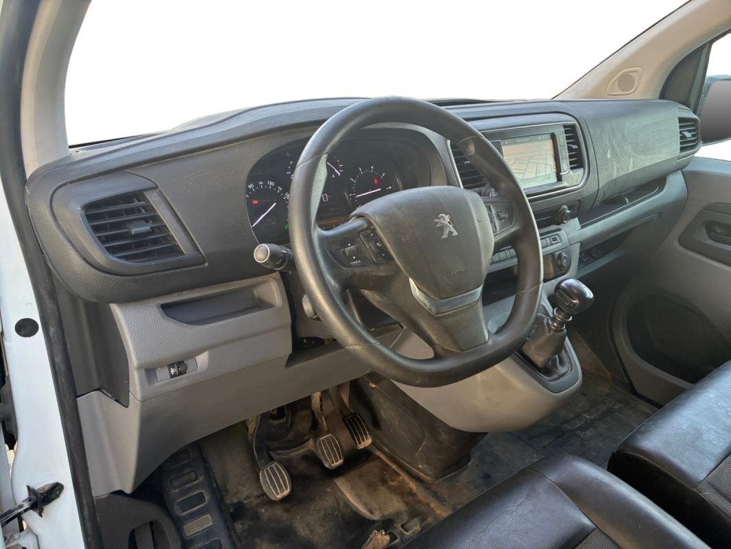 Peugeot Expert - Photo 11