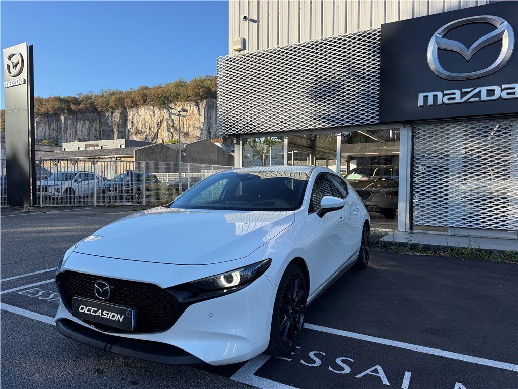 Mazda 3 - Photo 1