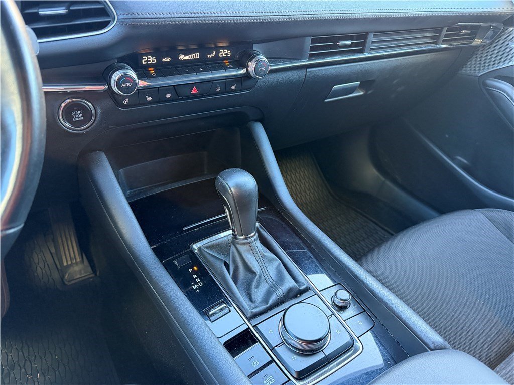 Mazda 3 - Photo 15