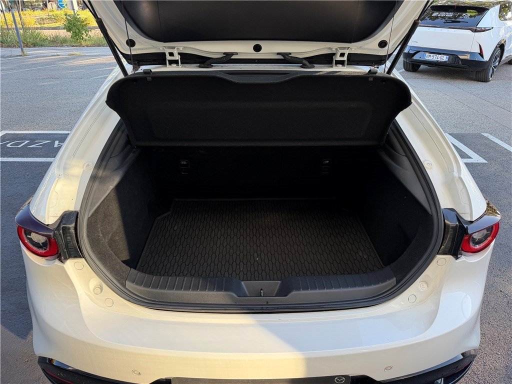 Mazda 3 - Photo 19