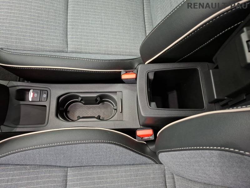 Renault Clio - Photo 24