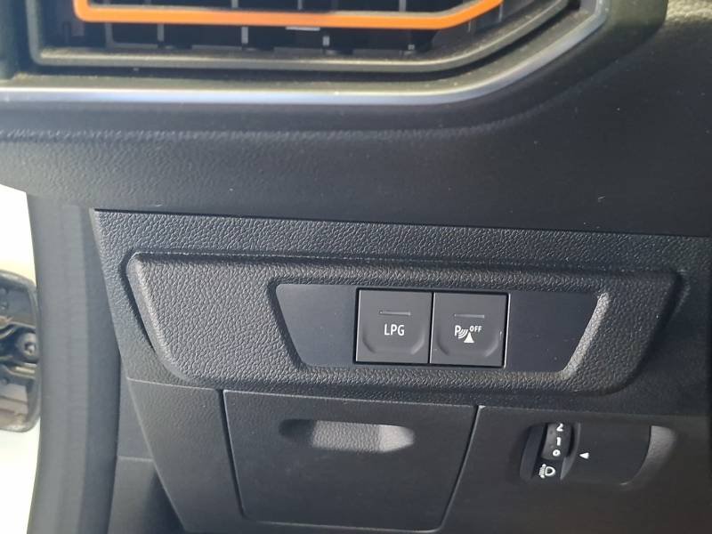 Dacia Sandero - Photo 25