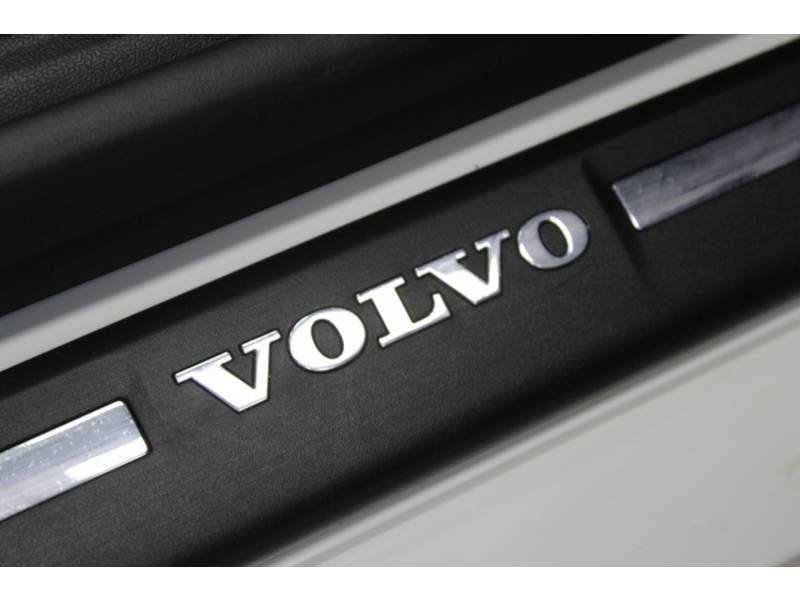 Volvo V40 - Photo 14
