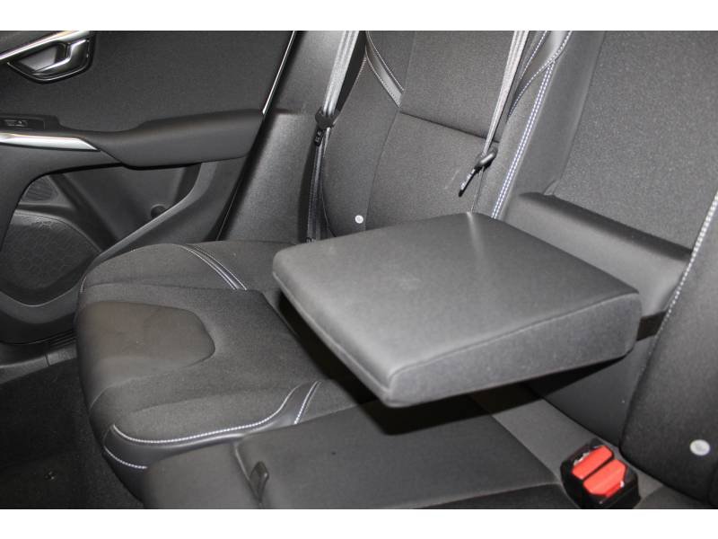 Volvo V40 - Photo 22