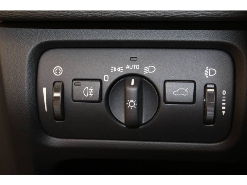 Volvo V40 - Photo 25