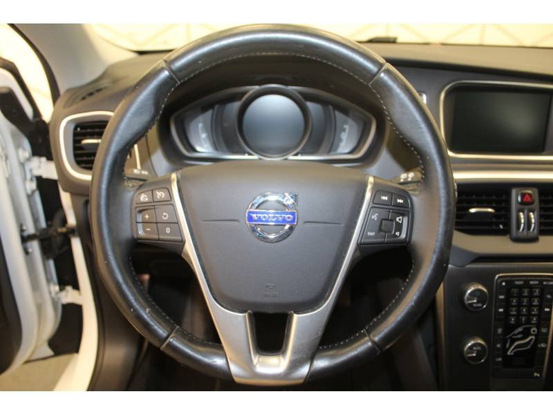 Volvo V40 - Photo 26