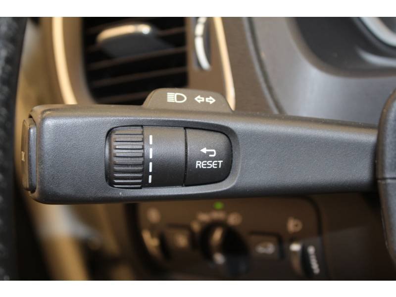 Volvo V40 - Photo 30
