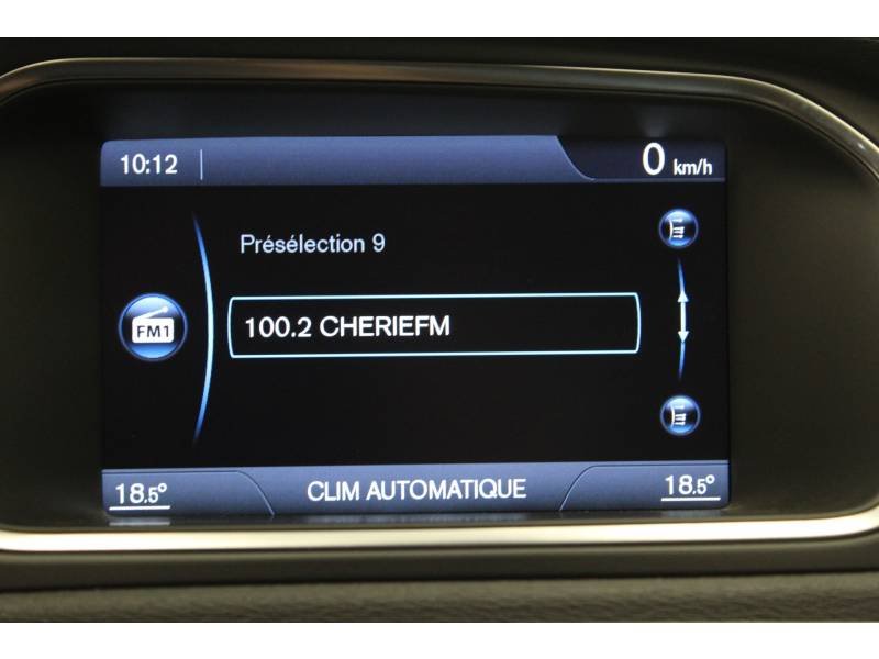 Volvo V40 - Photo 39