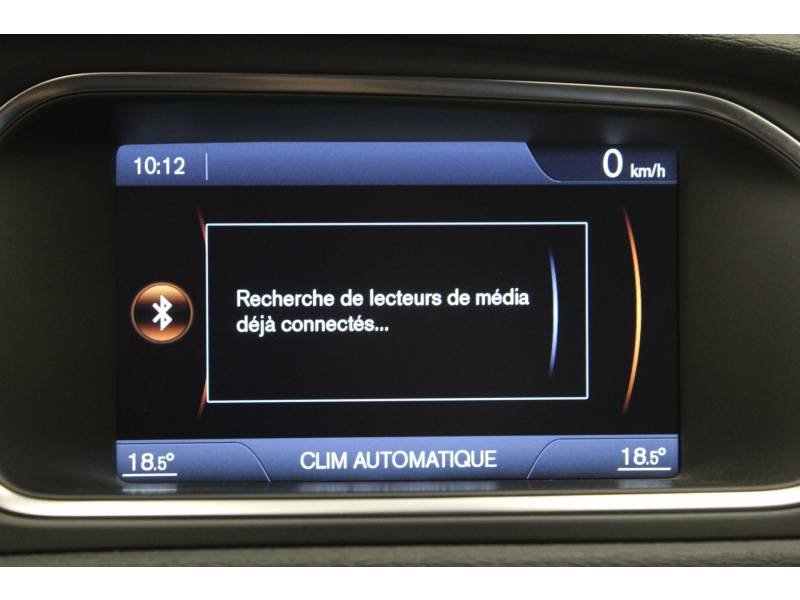 Volvo V40 - Photo 40