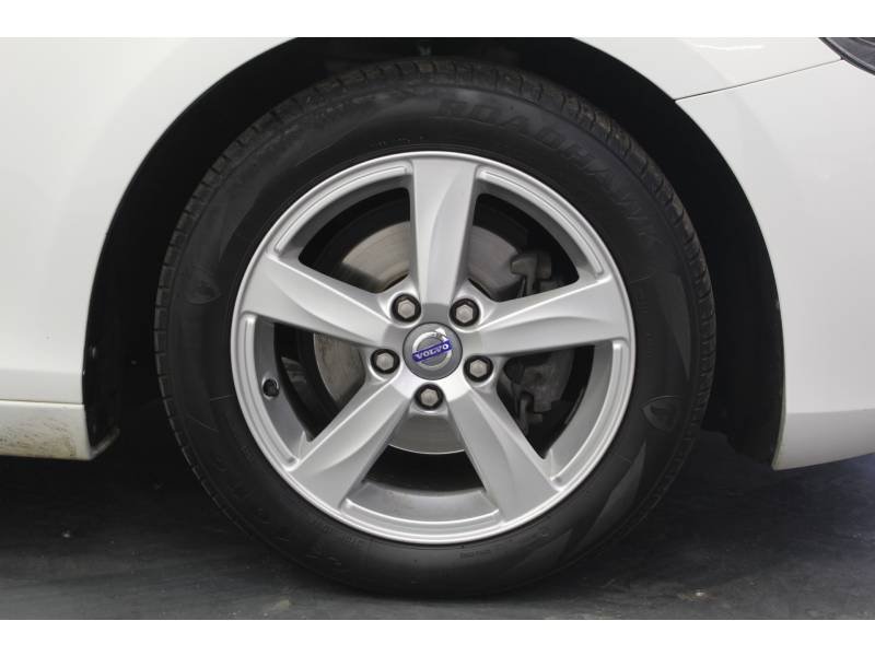 Volvo V40 - Photo 9