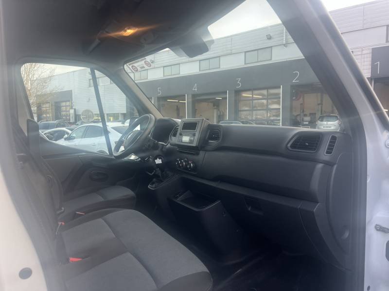 Renault Master - Photo 17