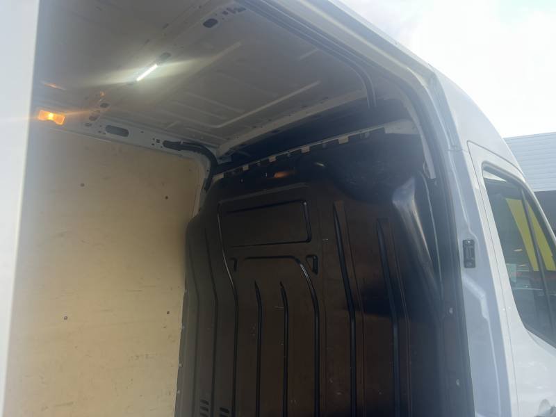 Renault Master - Photo 18
