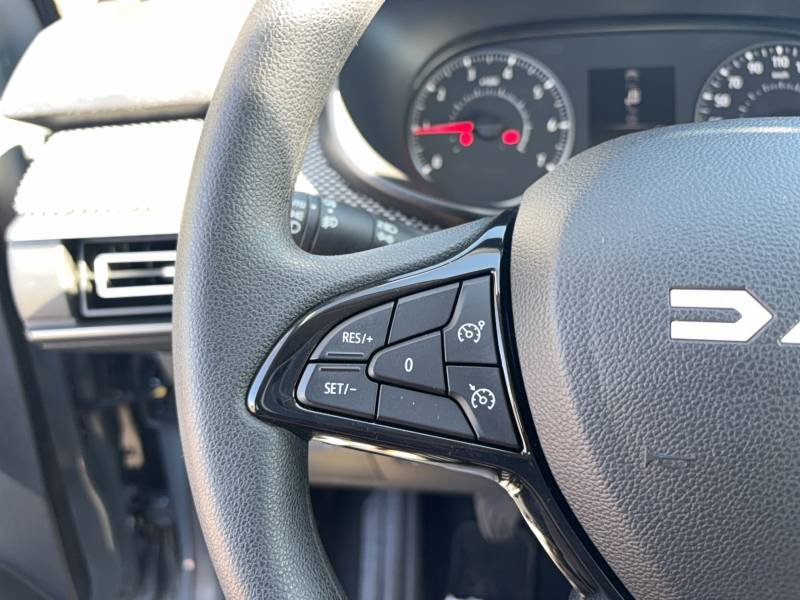 Dacia Sandero - Photo 28