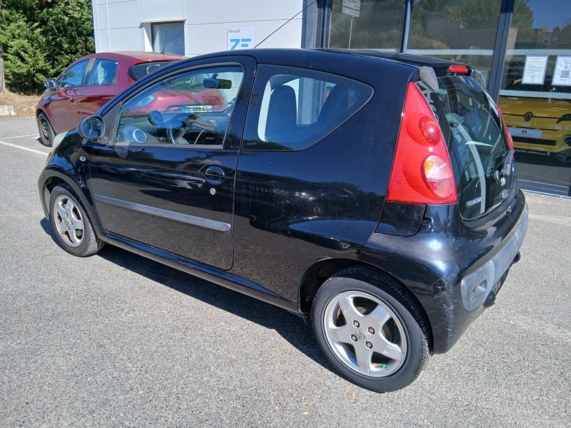 Peugeot 107 - Photo 2
