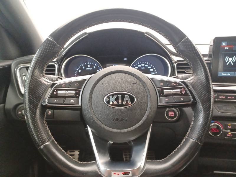 Kia CEED - Photo 23