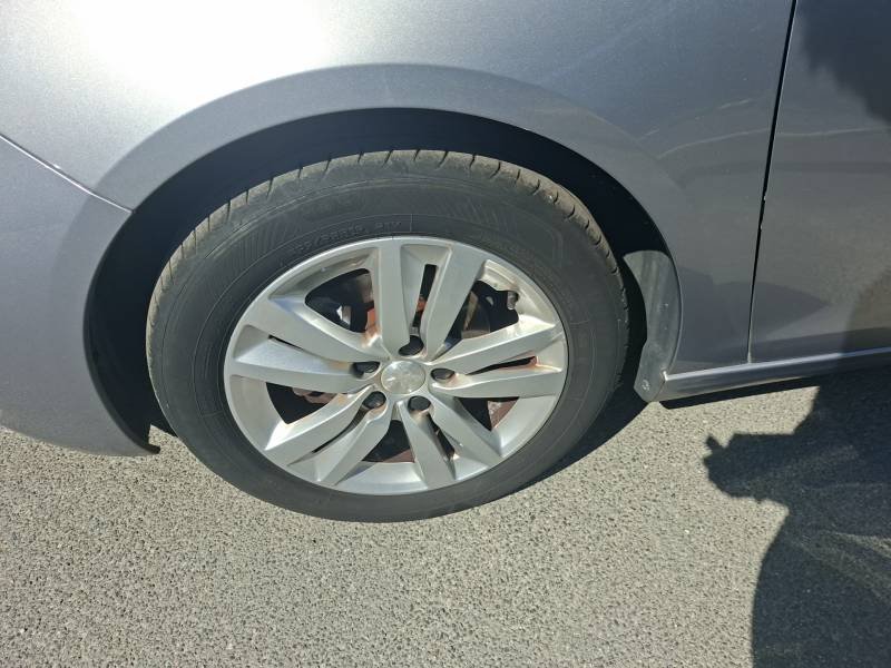 Peugeot 308 - Photo 9
