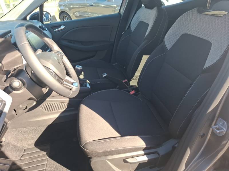 Renault Clio - Photo 21