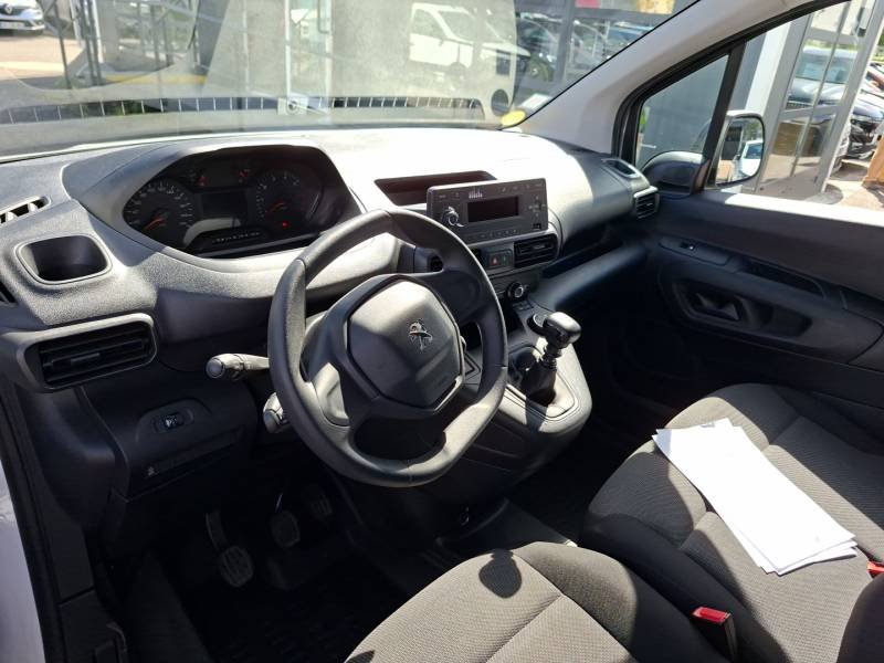 Peugeot Partner - Photo 11