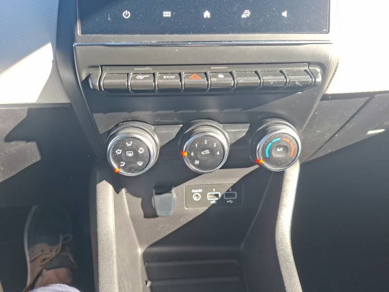Renault Clio - Photo 30