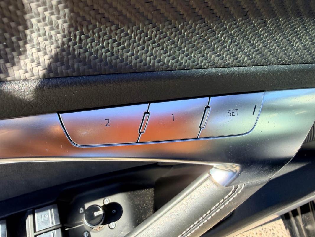 Audi S6 avant - Photo 23