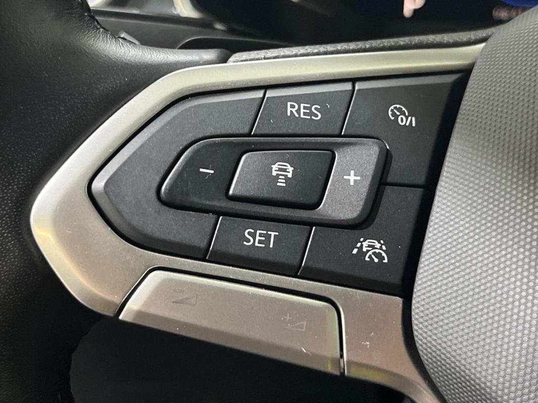 Volkswagen T-Roc - Photo 21