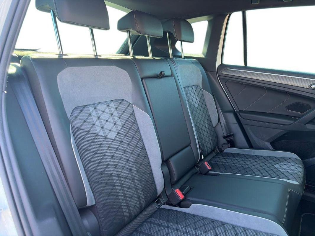 Volkswagen Tiguan - Photo 23