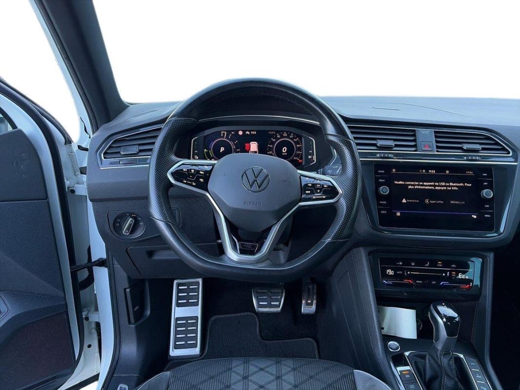 Volkswagen Tiguan - Photo 24