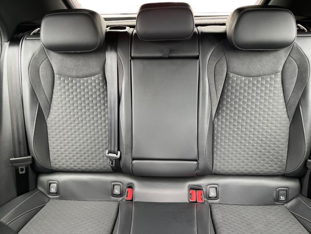 Volkswagen T-Roc - Photo 22
