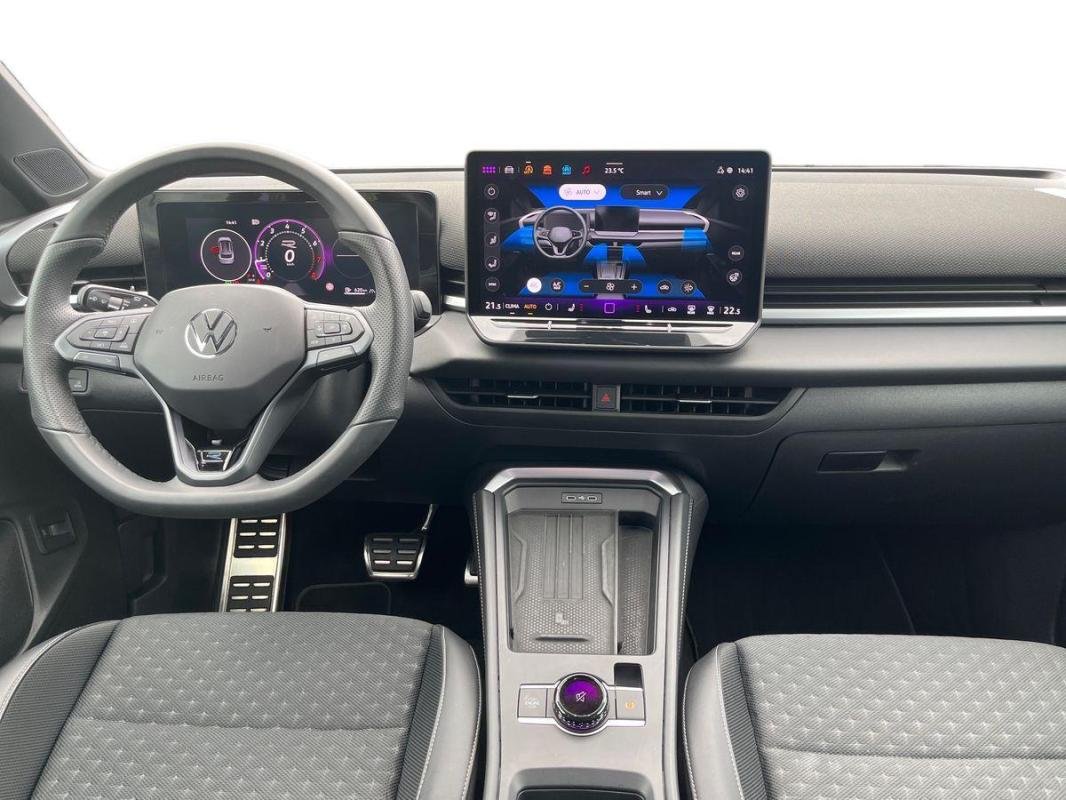 Volkswagen T-Roc - Photo 8