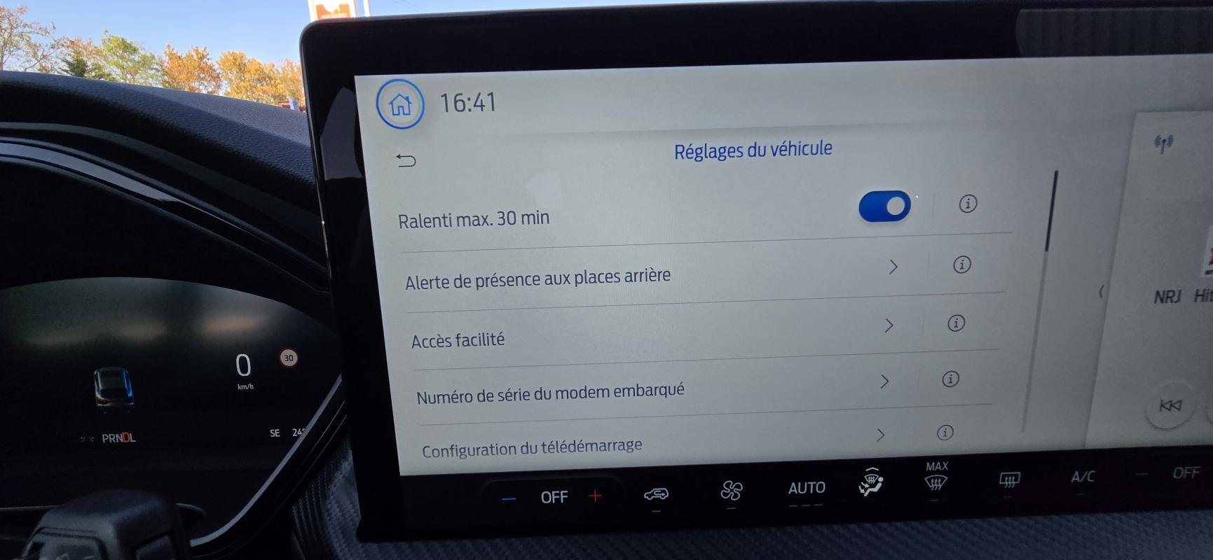 Ford Kuga - Photo 15