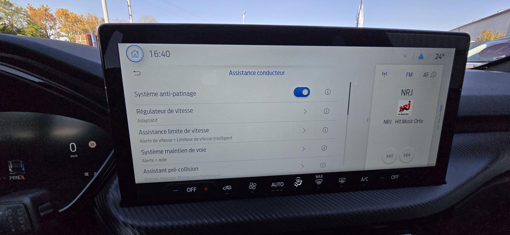 Ford Kuga - Photo 18